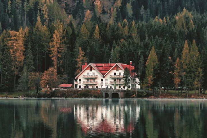 An Introduction to Data Lakes: Wolk’s Practical Guide to Taking a Dip in the Water